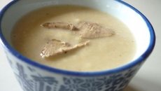 Soupe de céleri au foie gras
