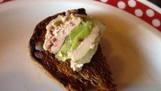 Foie gras mi-cuit aux fèves