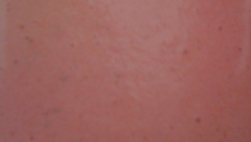 Glace à la fraise facile