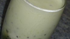 Verrine de mousse de kiwi au sirop d'agave
