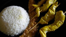 Brochettes de poulet saté