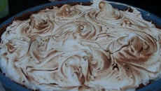 Tarte au citron meringuée sur lit de spéculos