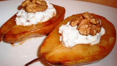 Poire farcie au chèvre et aux noix maison