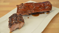 Travers de porc au miel et à la moutarde