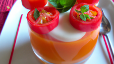 Dessert tomate, fraise et orange