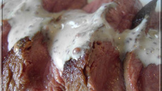 Magret de canard sauce moutarde au moût de raisinrd