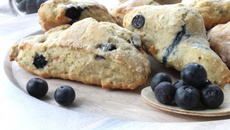 Blueberry Buttermilk Scones (sans beurre)