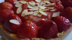Tarte aux fraises et aux amandes