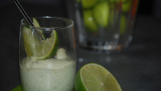 Mousse à l'avocat facile au mixeur