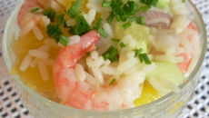 Salade de riz à l'orange et aux crevettes