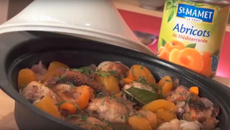 Tajine de poulet aux abricots au jus