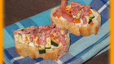 Tartine qui rit de courgettes