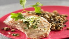 Grillades de porc et champignons en persillades