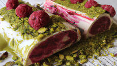 Bûche framboises-Pistache