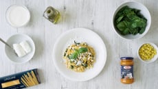 Linguine au pesto rosso et fromage caprino