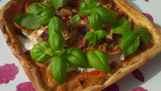 Tarte fine aux rougets et basilic