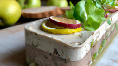 Terrine de chèvre frais aux pommes