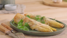Asperges des Sables des Landes IGP en feuilles de brick et fromage aux herbes