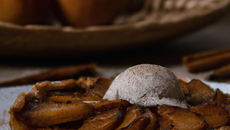 Tarte fine aux pommes, glace cannelle