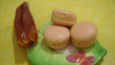 Macaron au beurre de poutargue citronné