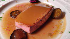 Foie Gras D'oie poêlé à la rose