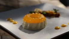 Panna cotta à la gelée d'agrumes et au curd