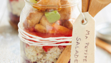 Salade composée au quinoa et au poulet