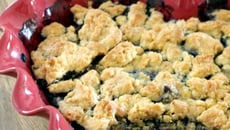 Crumble fraise & myrtilles