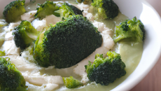 Velouté de brocolis au chèvre frais