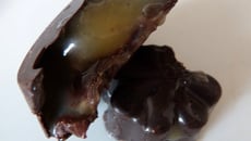 Chocolats fourrés caramel à tartiner au beurre salé & fleur de sel Cognac raisin