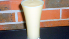 Smoothie bananes-coco-ananas