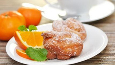 Beignets d'orange à la cannelle