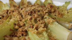 Crumble d'endives au Roquefort