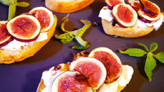 Brushetta aux figues et fromage de chèvre