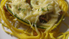 Bucatinis aux courgettes et fromage fumé