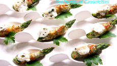 Asperges vertes au Roquefort Papillon, façon tapas