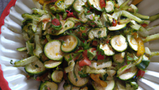 Salade de courgettes savoureuse