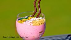 Yaourt au sirop d'amour tout rose