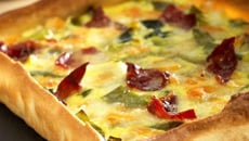 Tarte aux poireaux, au Saint Albray et au bacon