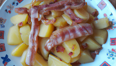 Pomme de terre et lardons poêlés