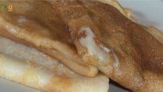 Pâte à crêpe au lait, beurre et sucre