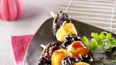 Brochette de saint Jacques aux pruneaux