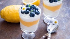 Mousse au fromage blanc et lemon curd
