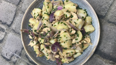 Salade de pommes de terre à l'oignon et au thon