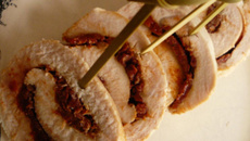 Minis brochettes de roulés de poulet