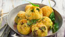 Boulettes pomme de terre épinard et crème parmesan