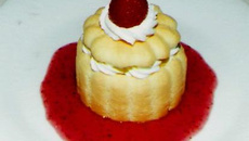 Petite charlotte aux fraises