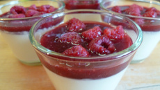 Panna cotta aux framboises