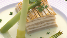 Millefeuille de poireaux primeurs aux moules