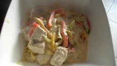 Nouilles au bœuf et lait de coco